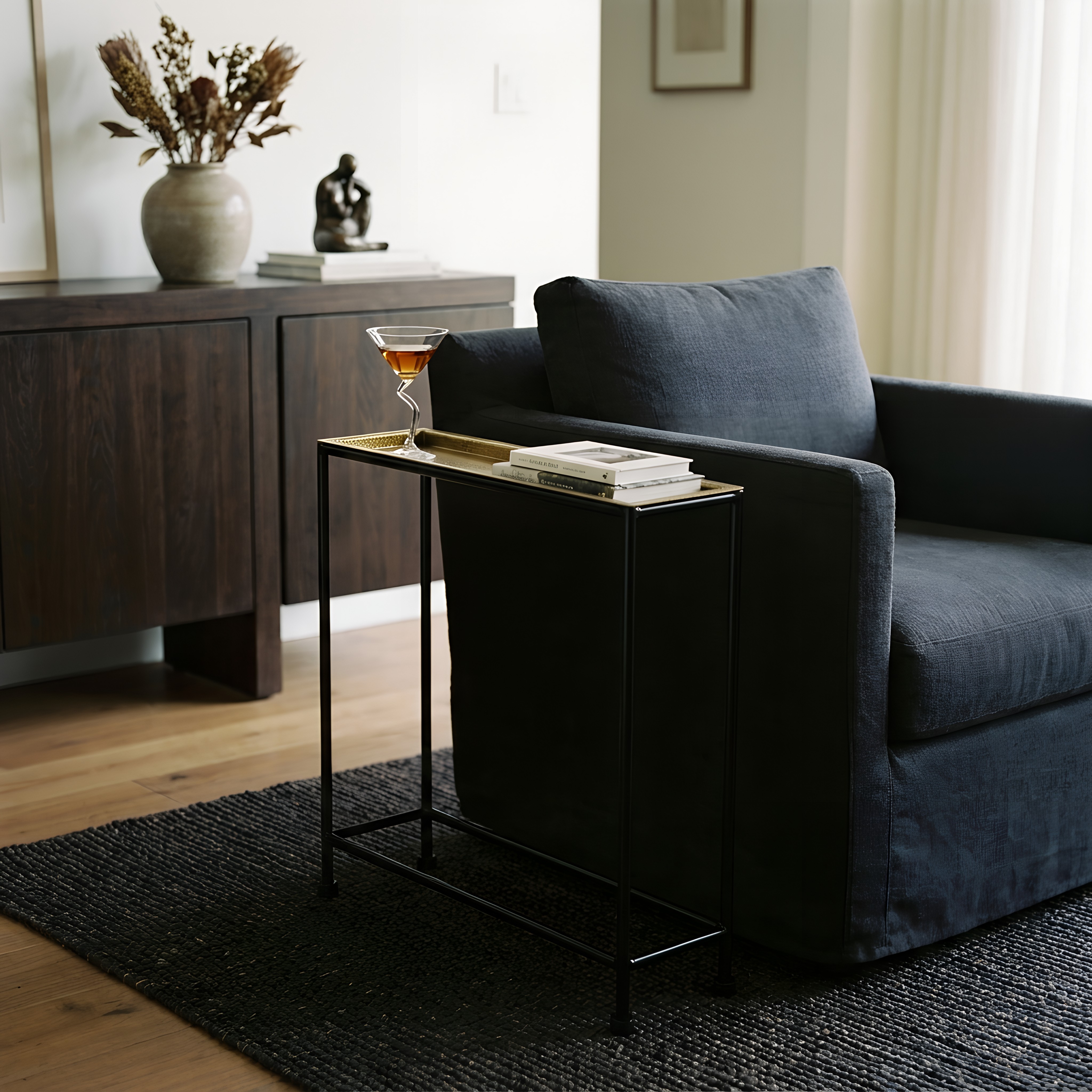 Tulare Slim Metal Sofa Side Table with Removable Hammered Brass-Look Tray Top – image 4